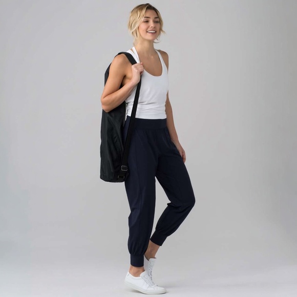 LULULEMON  Women’s Sun Setter Jogger Pants in Midnight Navy Blue Size 4 - Picture 3 of 8